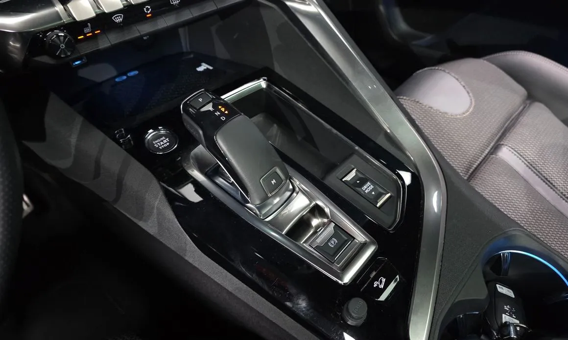 Peugeot 3008 2022 из KR, фото 6