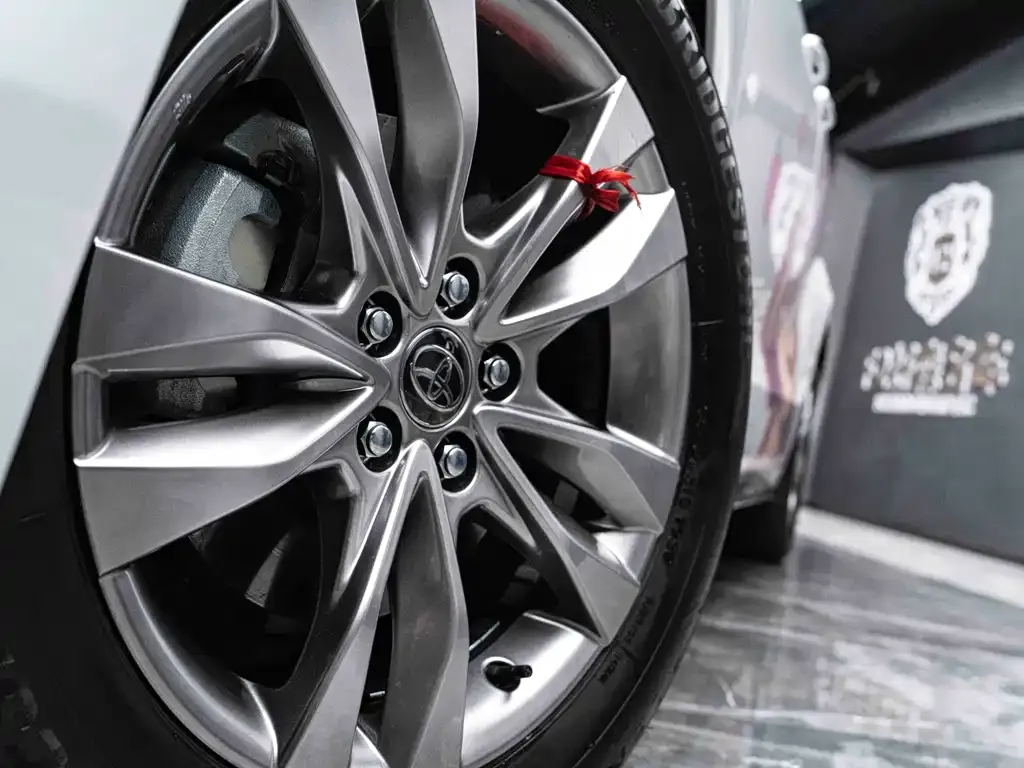 Toyota Sienna 2025 из CN, фото 7