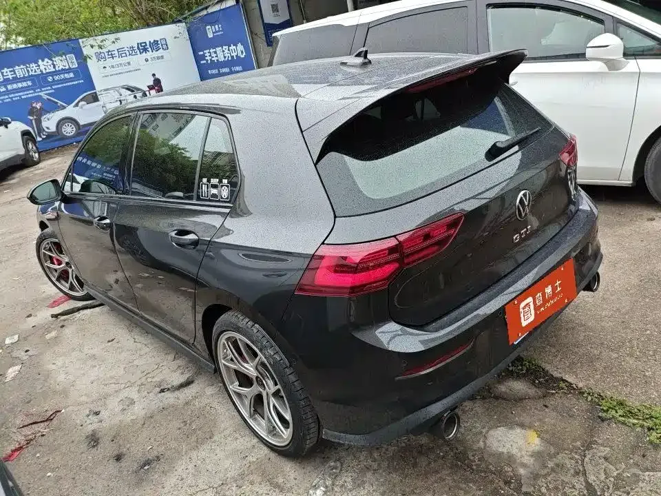 Volkswagen Golf GTI 2024 из CN, фото 8