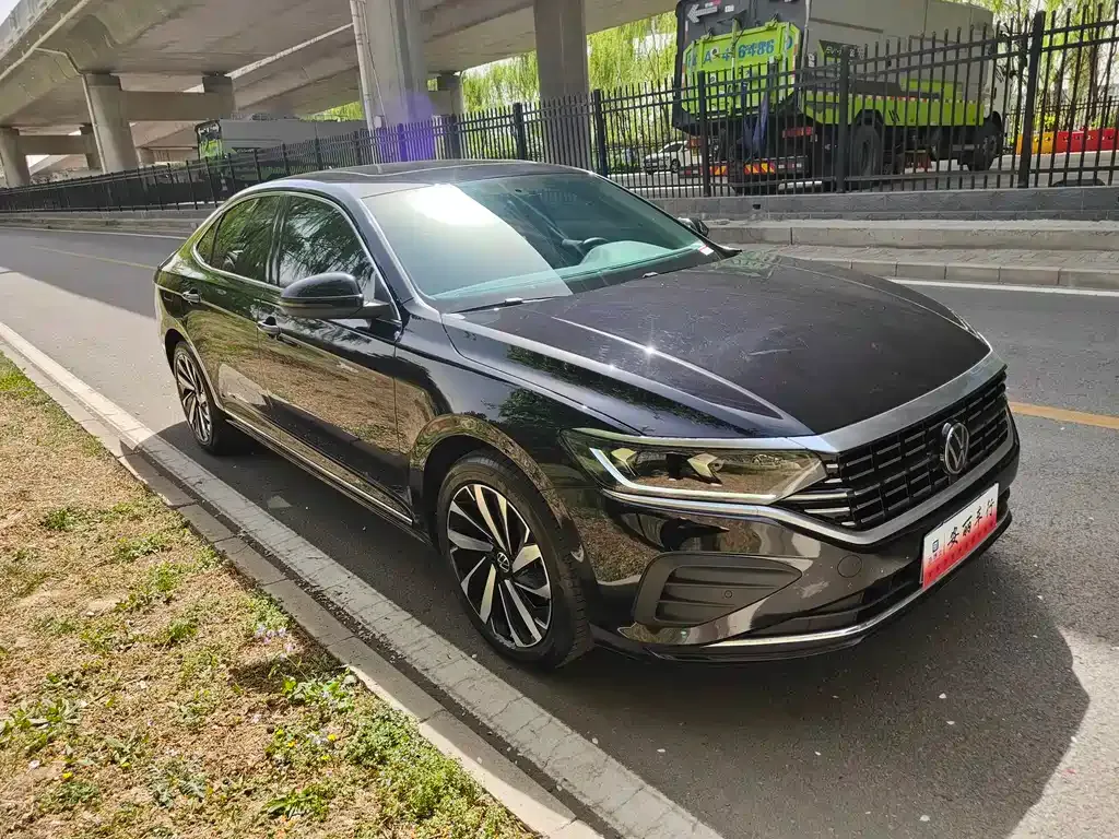Volkswagen Passat — фото 8