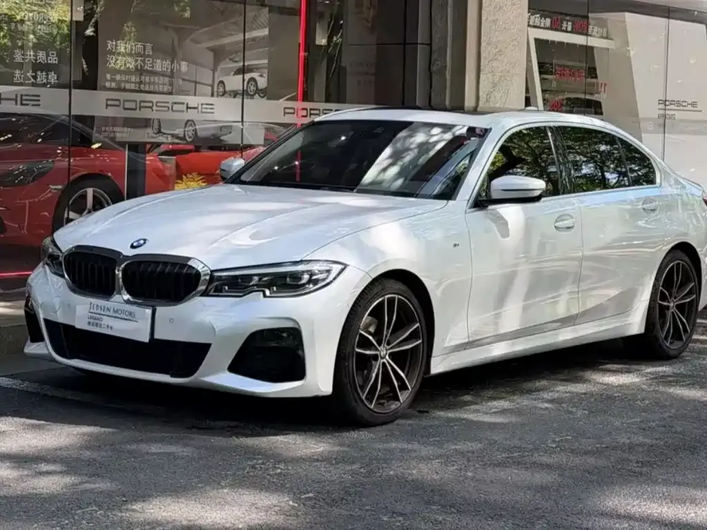 BMW 3 Series — фото 1