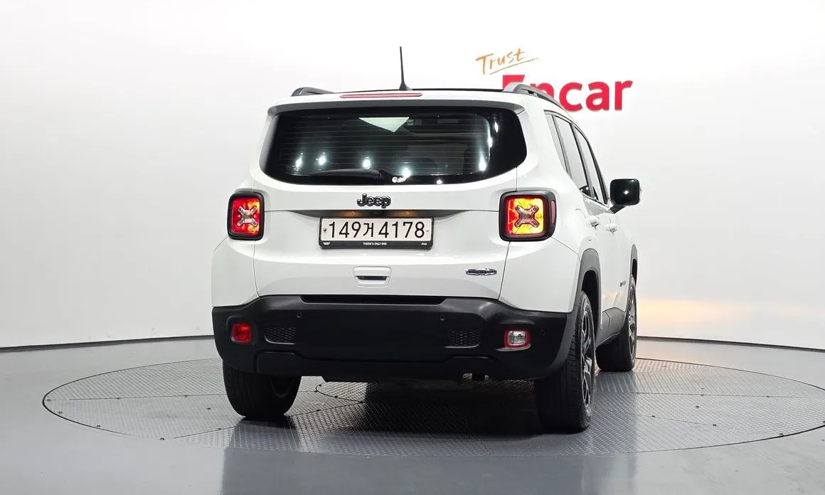 Jeep Renegade 2021 из KR, фото 2