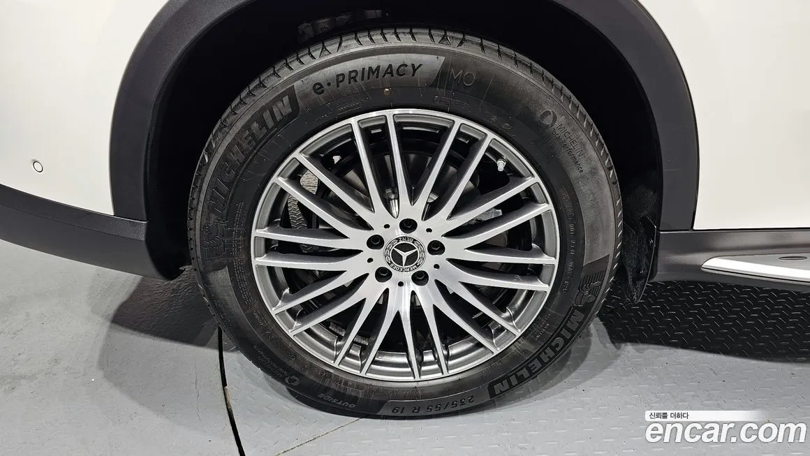 Mercedes-Benz GLC-Class 2025 из KR, фото 4