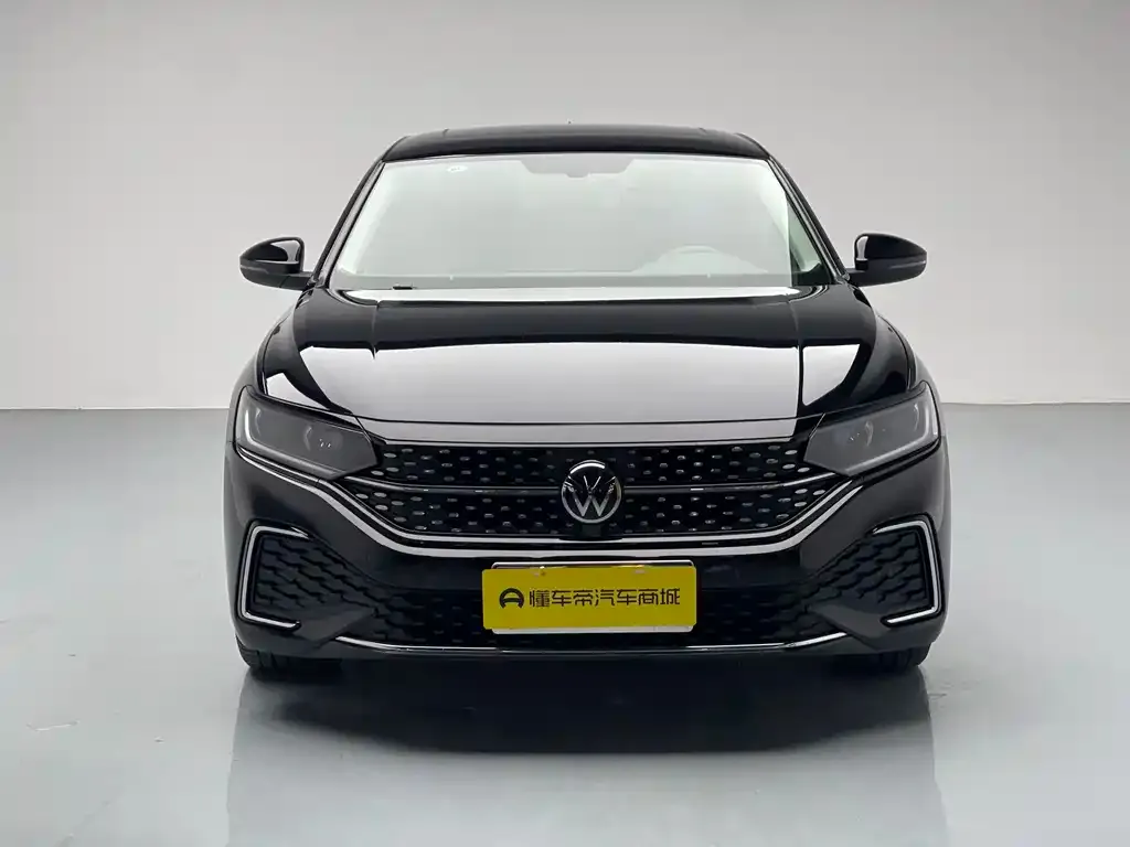 Volkswagen Passat — фото 3