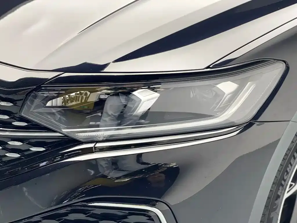 Volkswagen Passat — фото 5