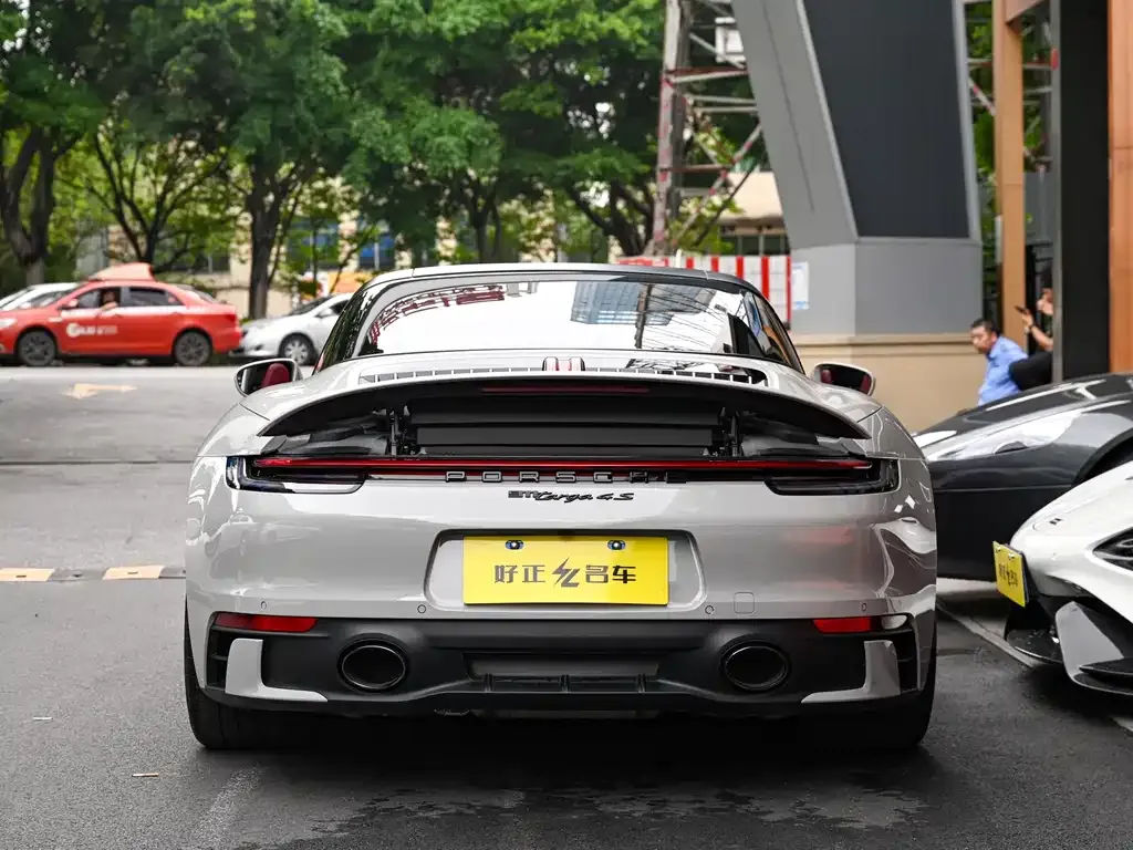 Porsche 911 2022 из CN, фото 5