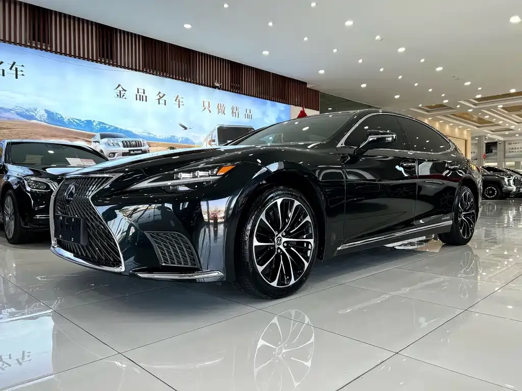 Lexus LS 2021 из CN, фото 1