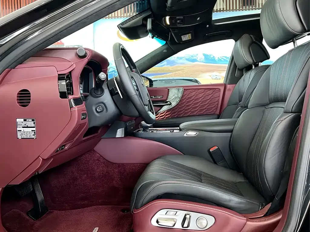 Lexus LS 2021 из CN, фото 2