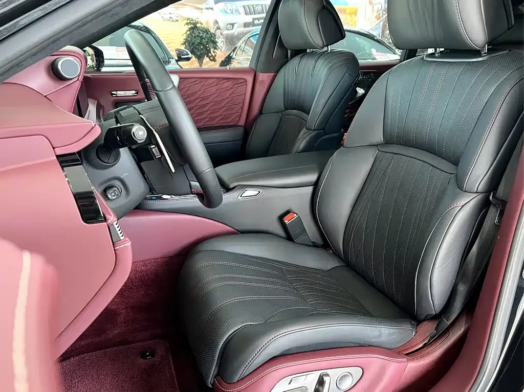 Lexus LS 2021 из CN, фото 8