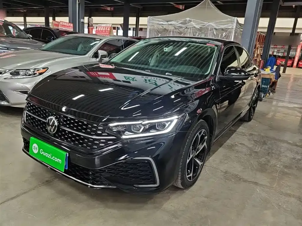 Volkswagen Passat 2023 из CN, фото 1