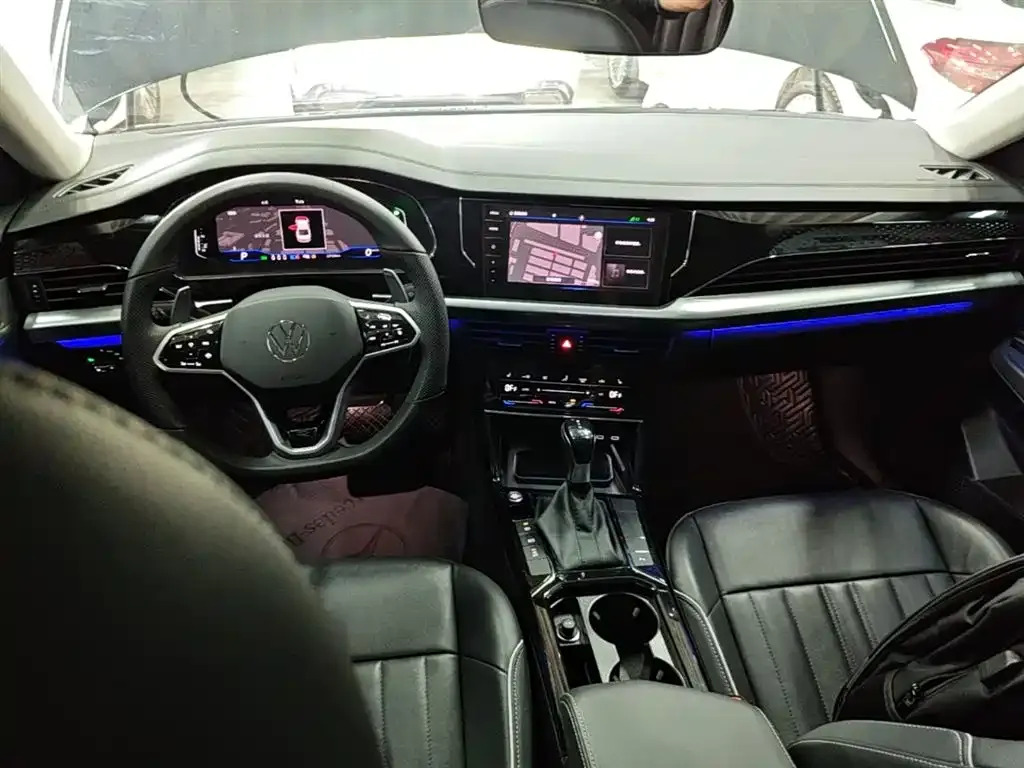 Volkswagen Passat 2023 из CN, фото 4