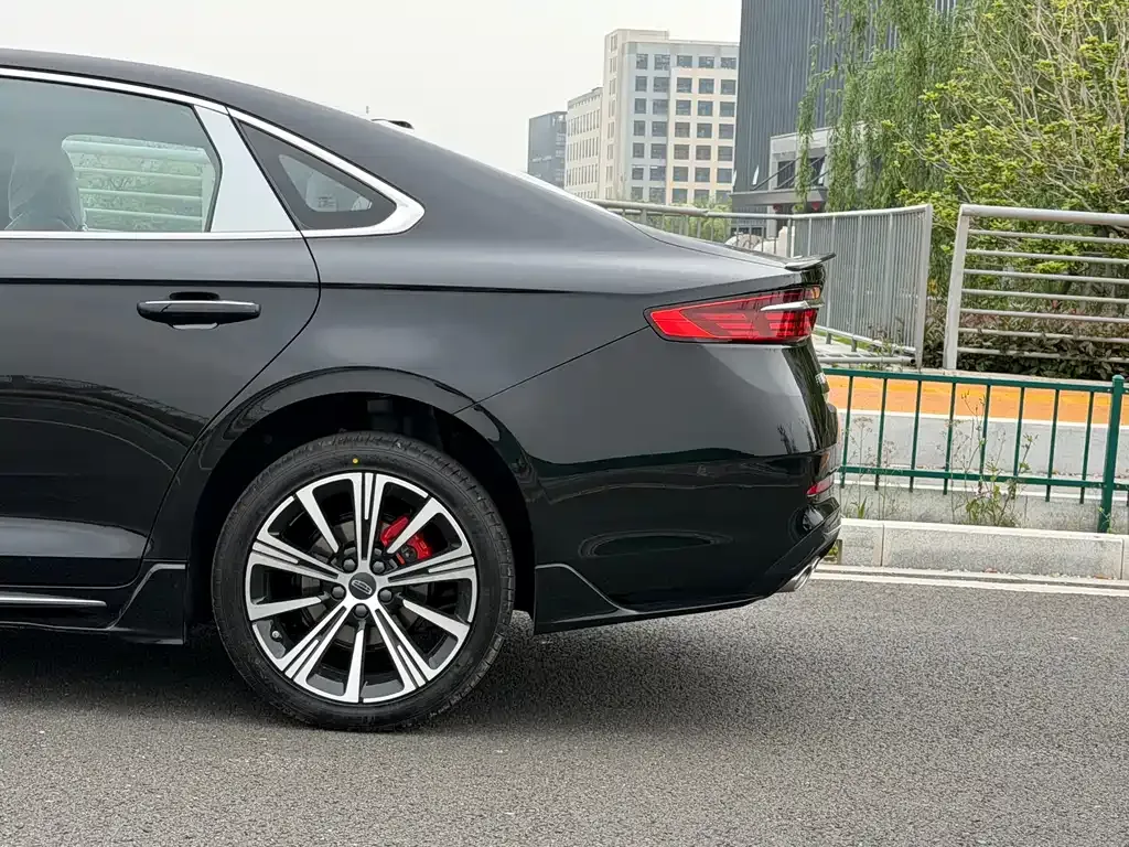 Geely Xingrui — фото 10