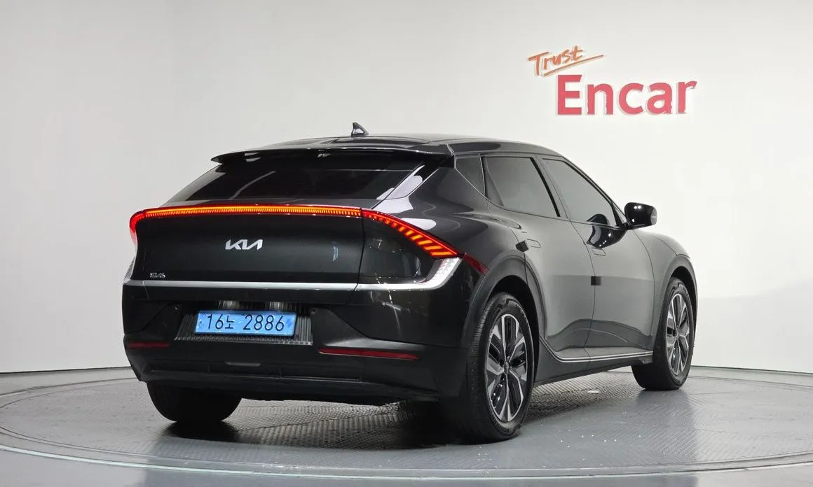 Kia EV6 — фото 4