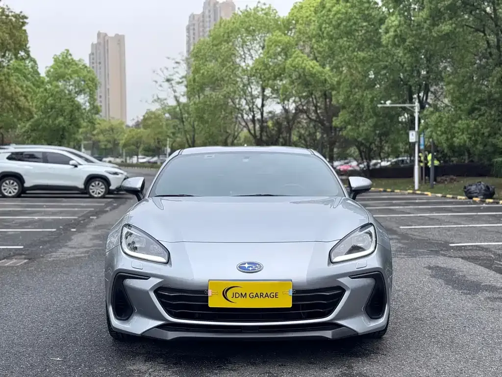Subaru BRZ 2023 из CN, фото 7
