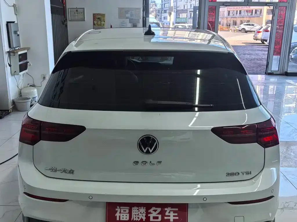 Volkswagen Golf 2022 из CN, фото 5