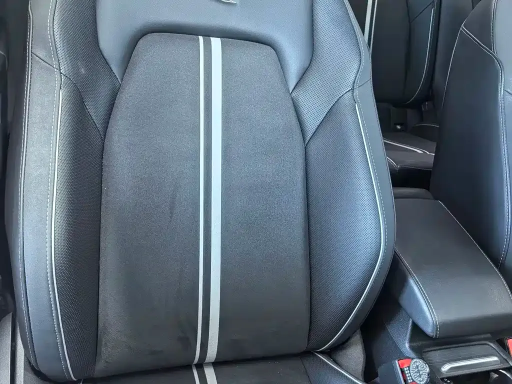 Volkswagen Golf 2022 из CN, фото 8