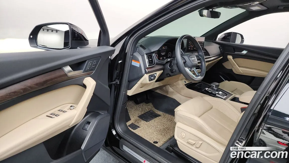 Audi Q5 2023 из KR, фото 4