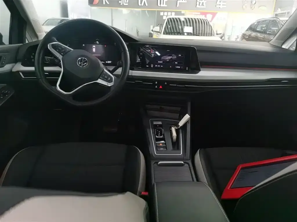 Volkswagen Golf 2021 из CN, фото 7