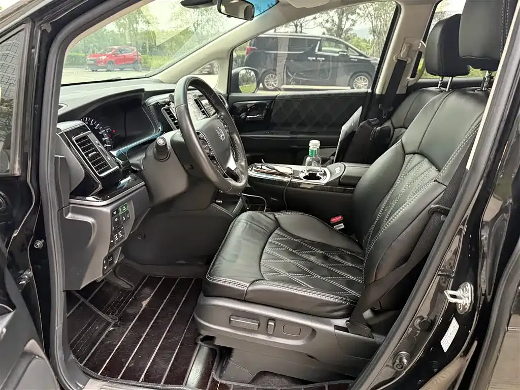 Honda Elysion 2021 из CN, фото 4