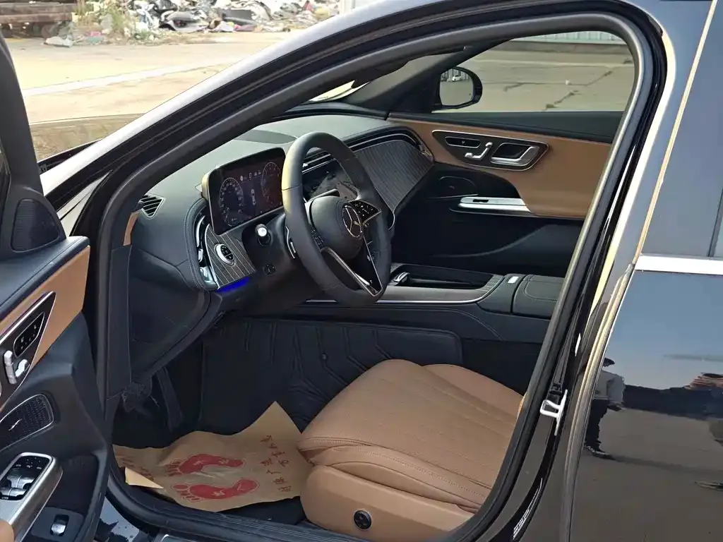 Mercedes-Benz E-Class 2025 из CN, фото 2
