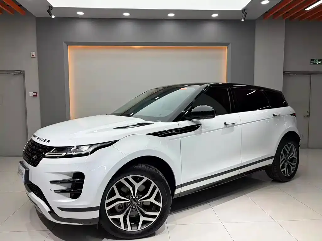 Land Rover Evoque — фото 1