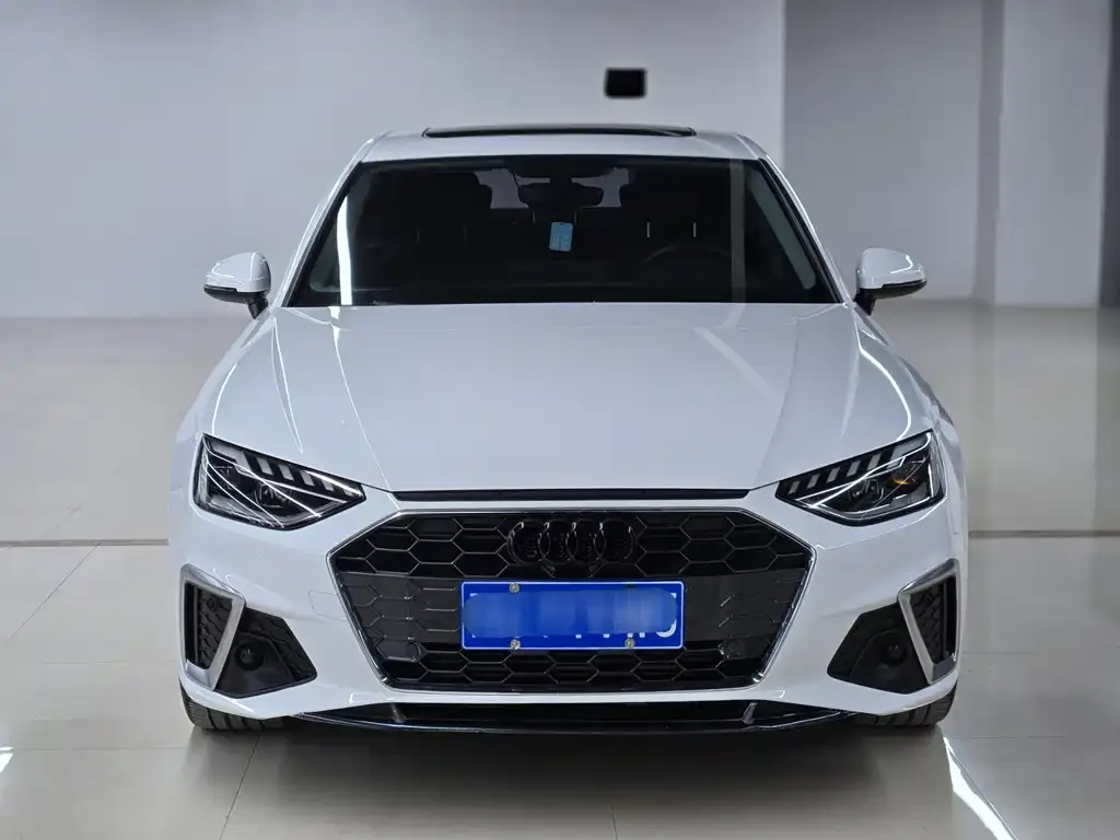 Audi A4L 2021 из CN, фото 6