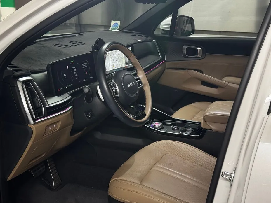 Kia Sorento — фото 10