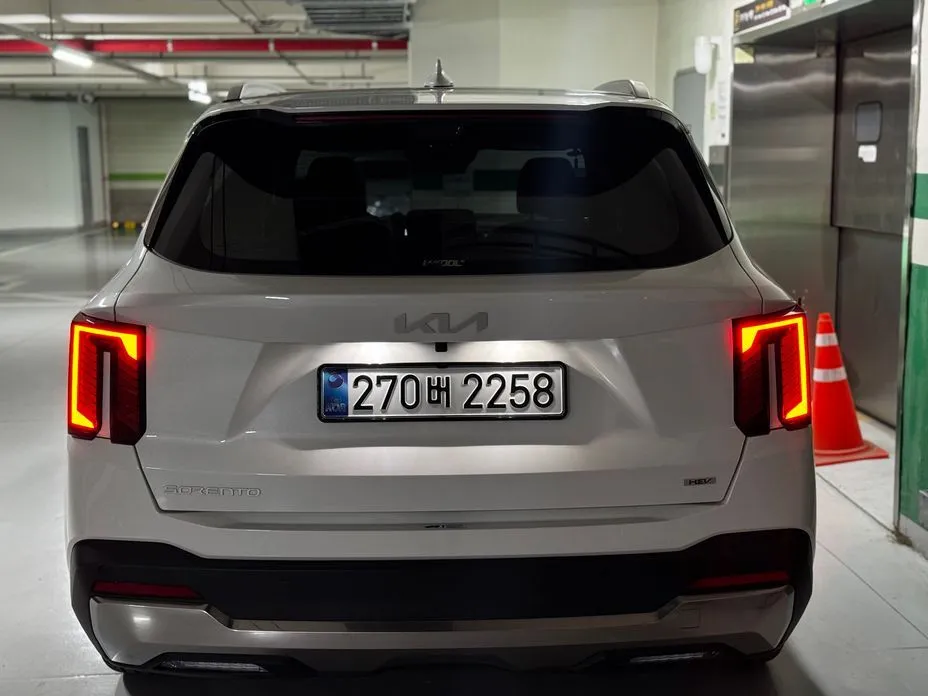 Kia Sorento — фото 5
