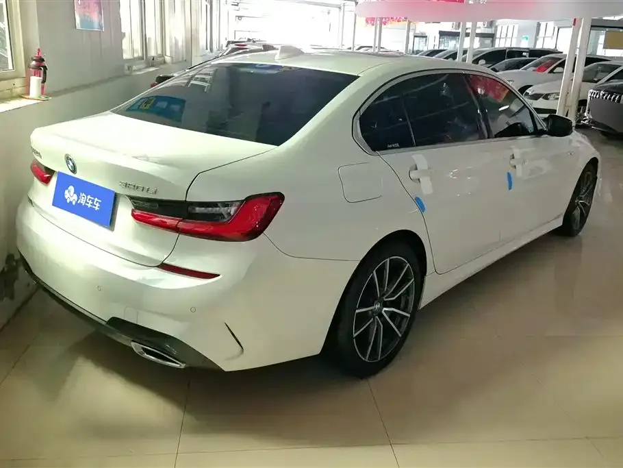 BMW 3 Series 2021 из CN, фото 9