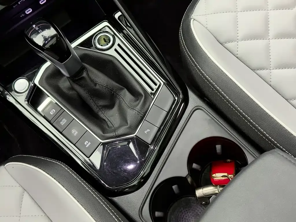 Volkswagen Tayron 2022 из CN, фото 7