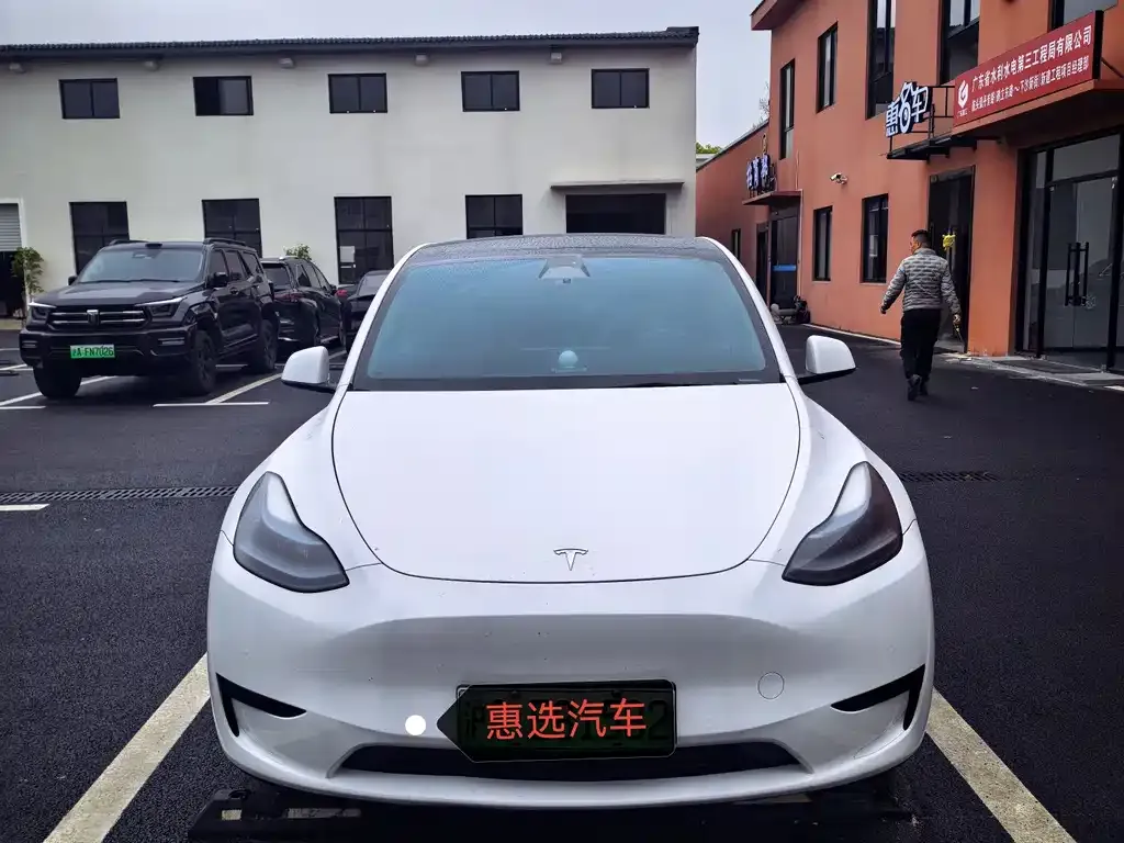 Tesla Model Y 2024 из CN, фото 3