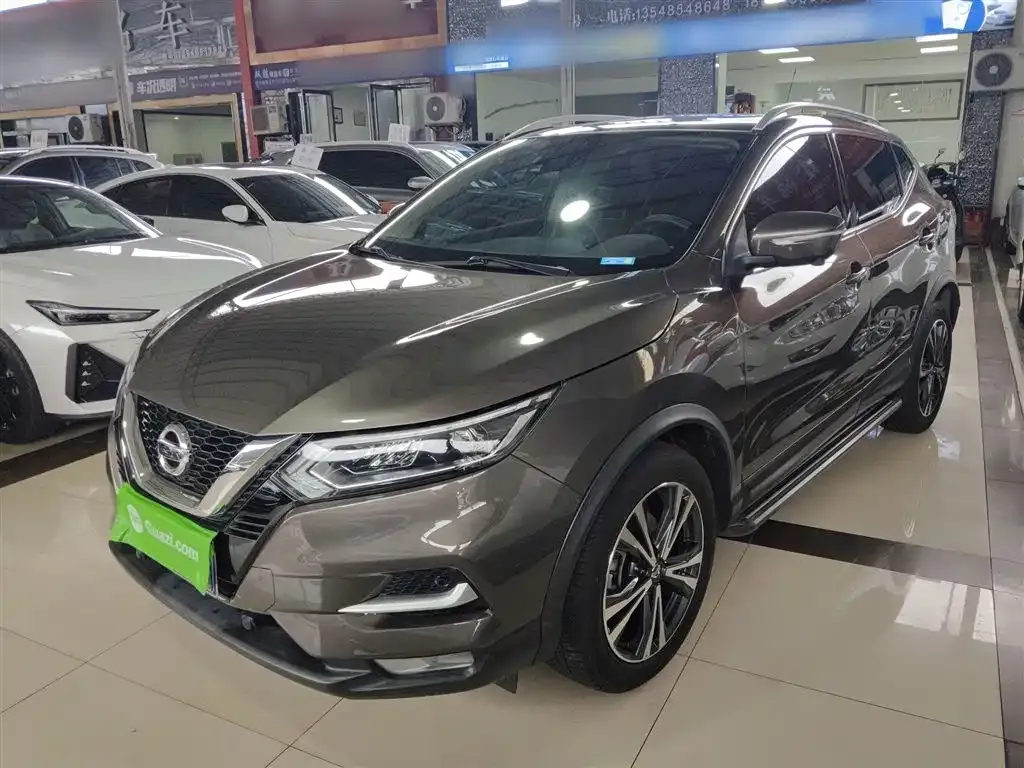 Nissan Qashqai — фото 9