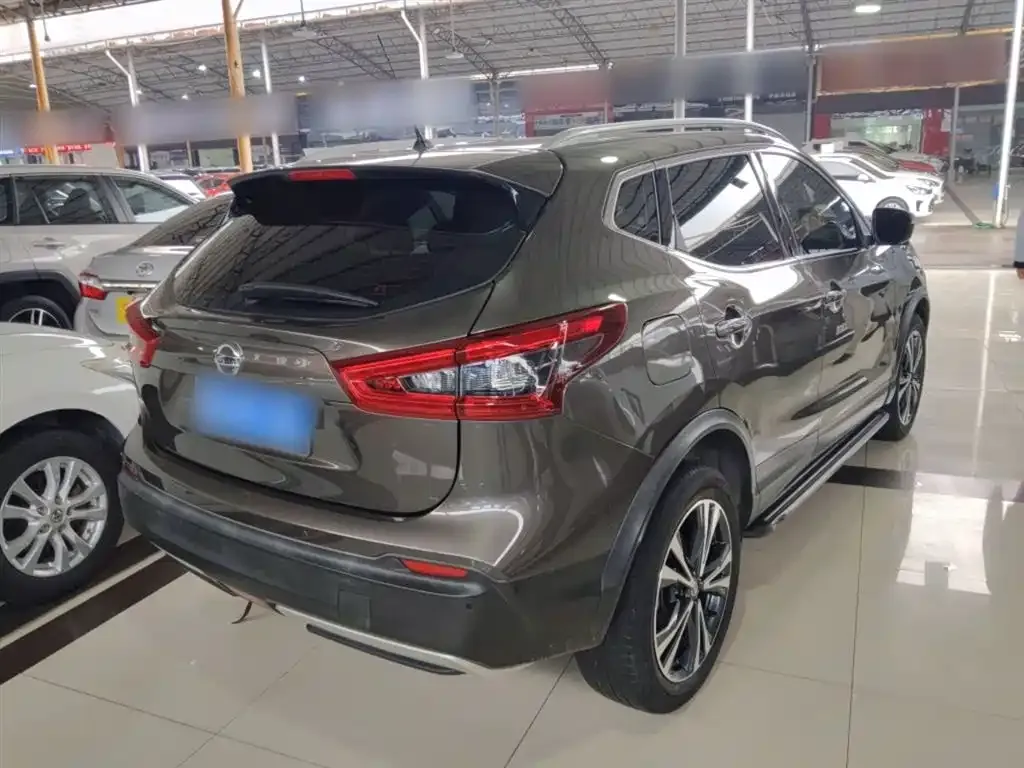 Nissan Qashqai — фото 6