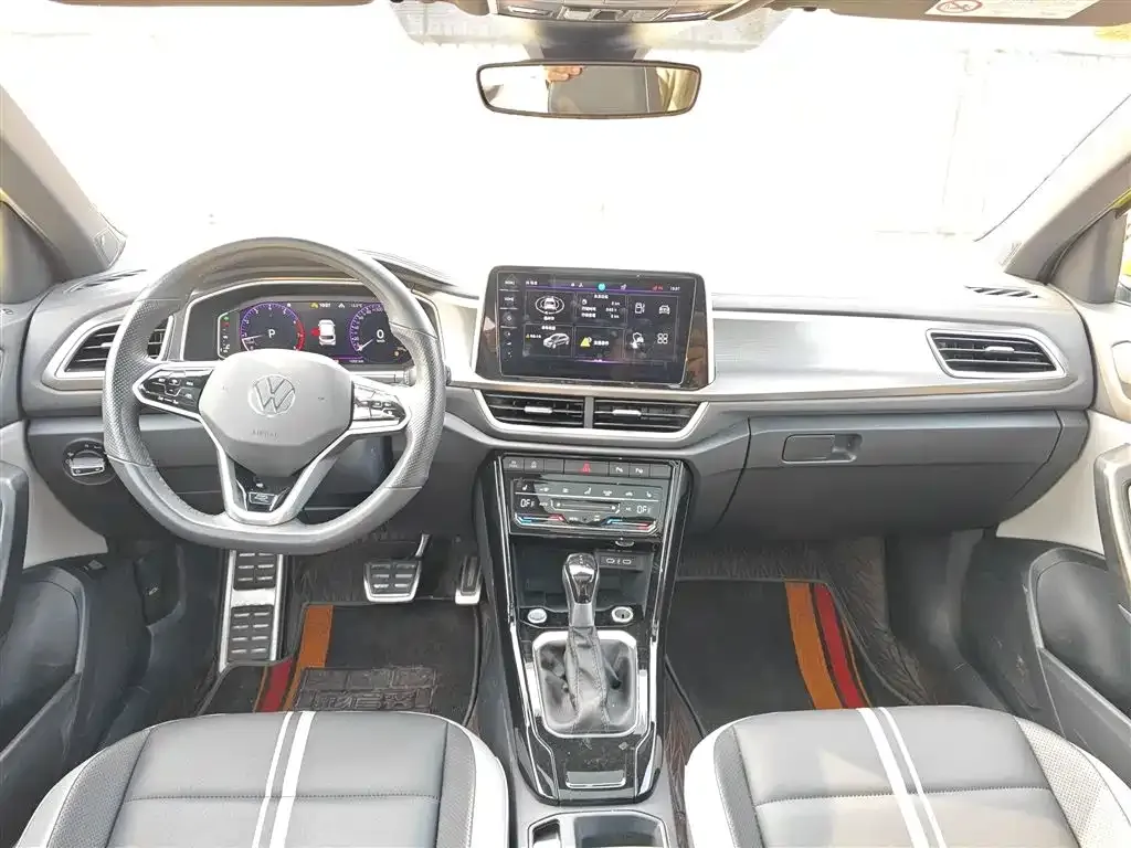 Volkswagen T-Roc 2023 из CN, фото 9
