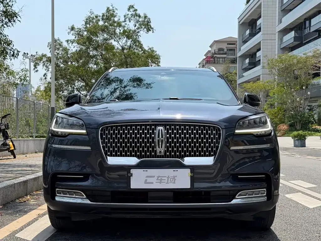 Lincoln Aviator 2022 из CN, фото 10