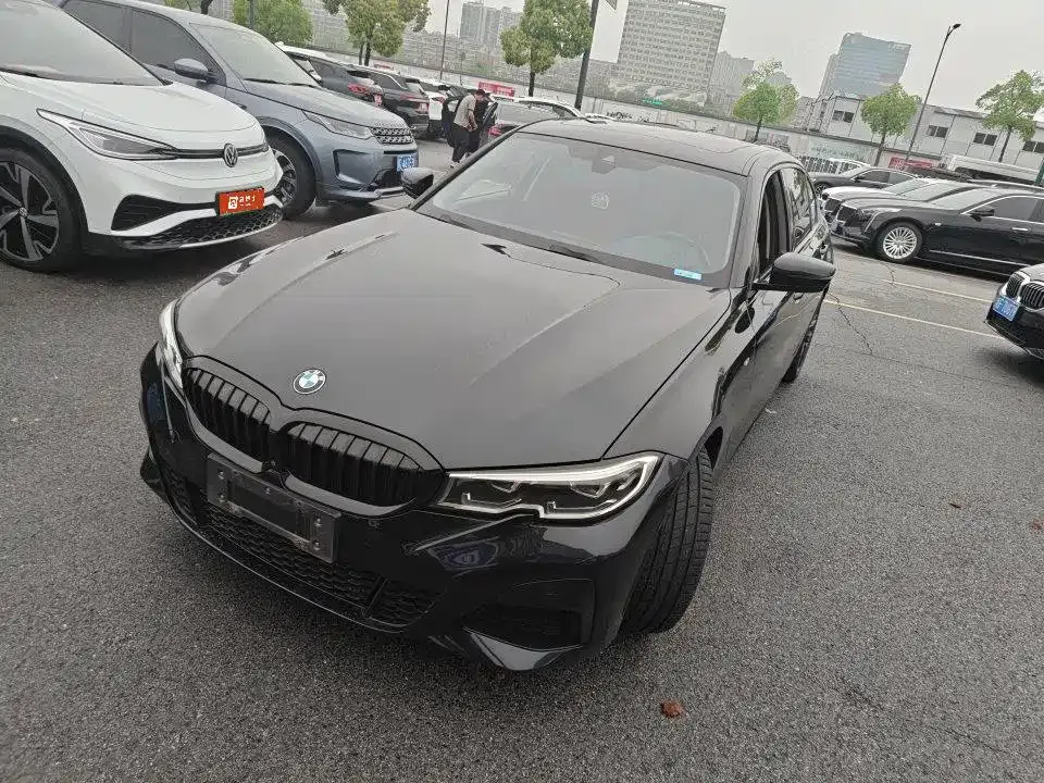 BMW 3 Series 2021 из CN, фото 1