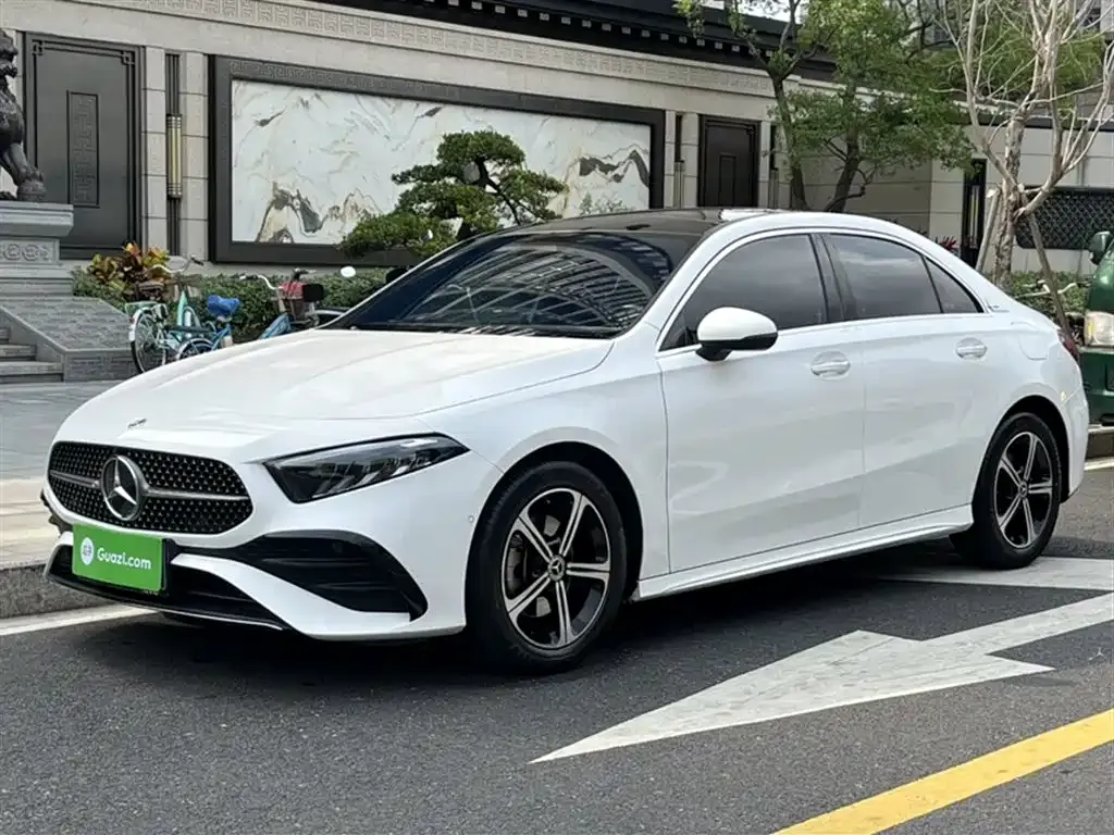 Mercedes-Benz A-Class — фото 9
