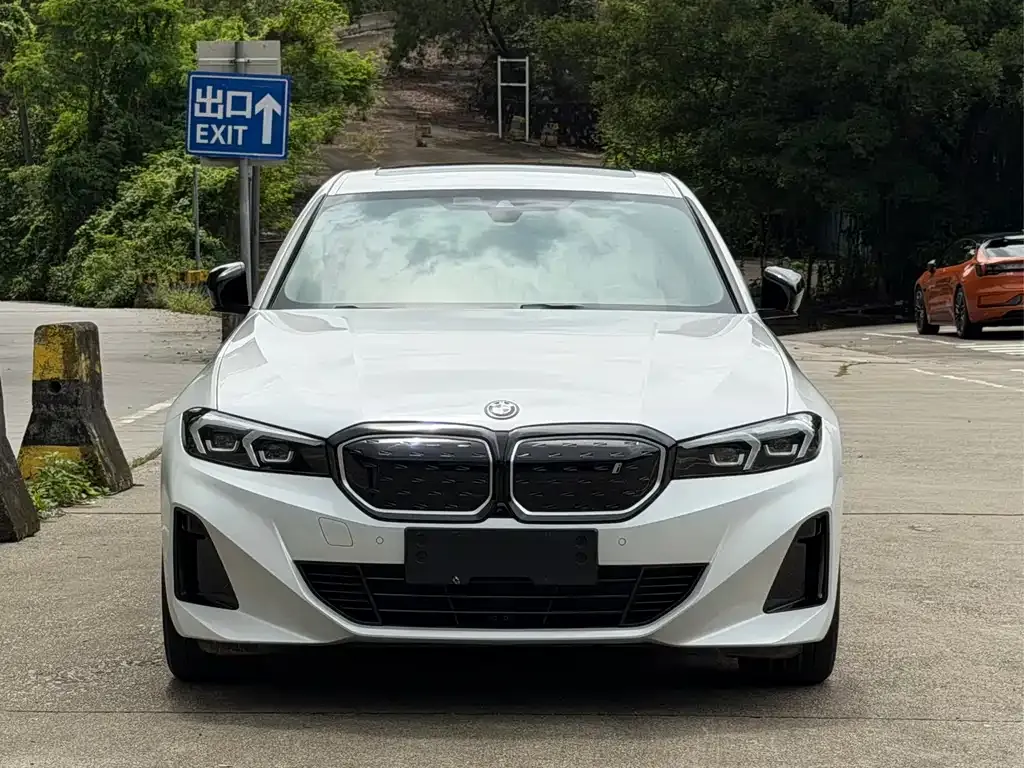 BMW i3 — фото 3