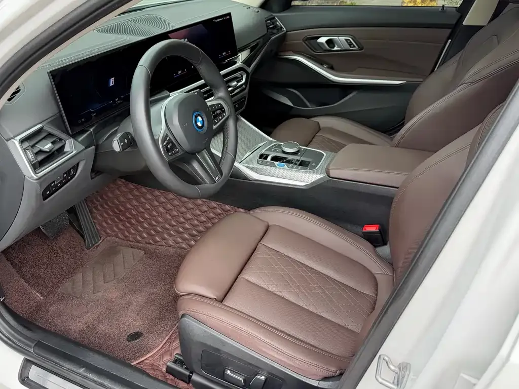 BMW i3 — фото 6