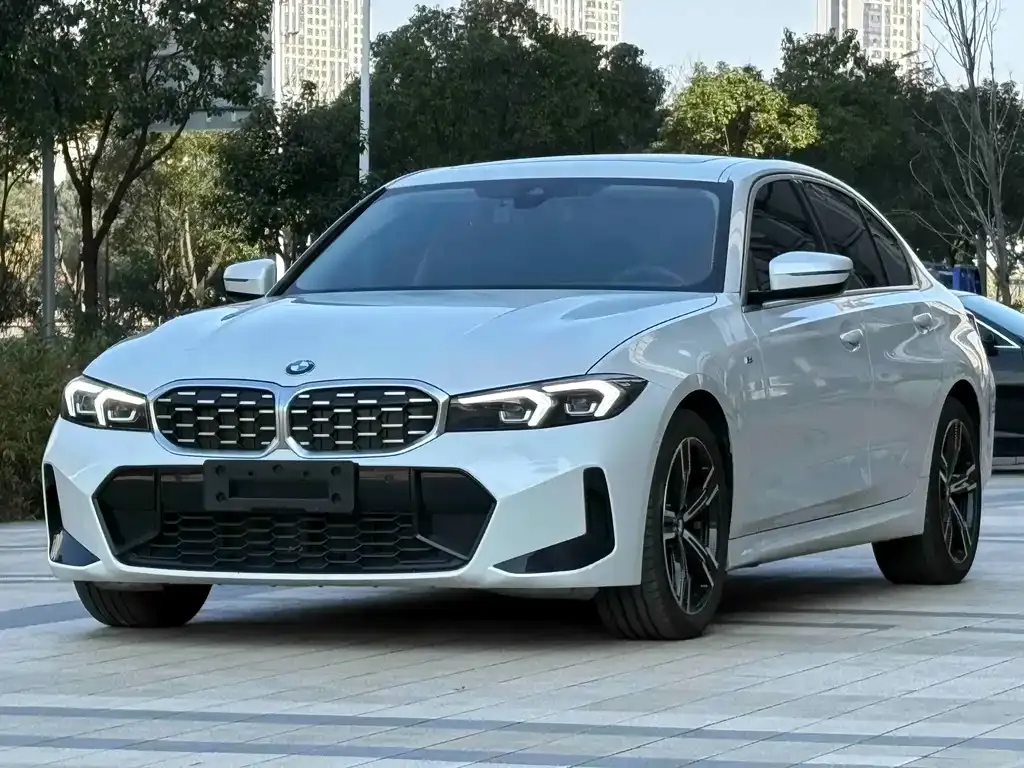 BMW 3 Series 2025 из CN, фото 1