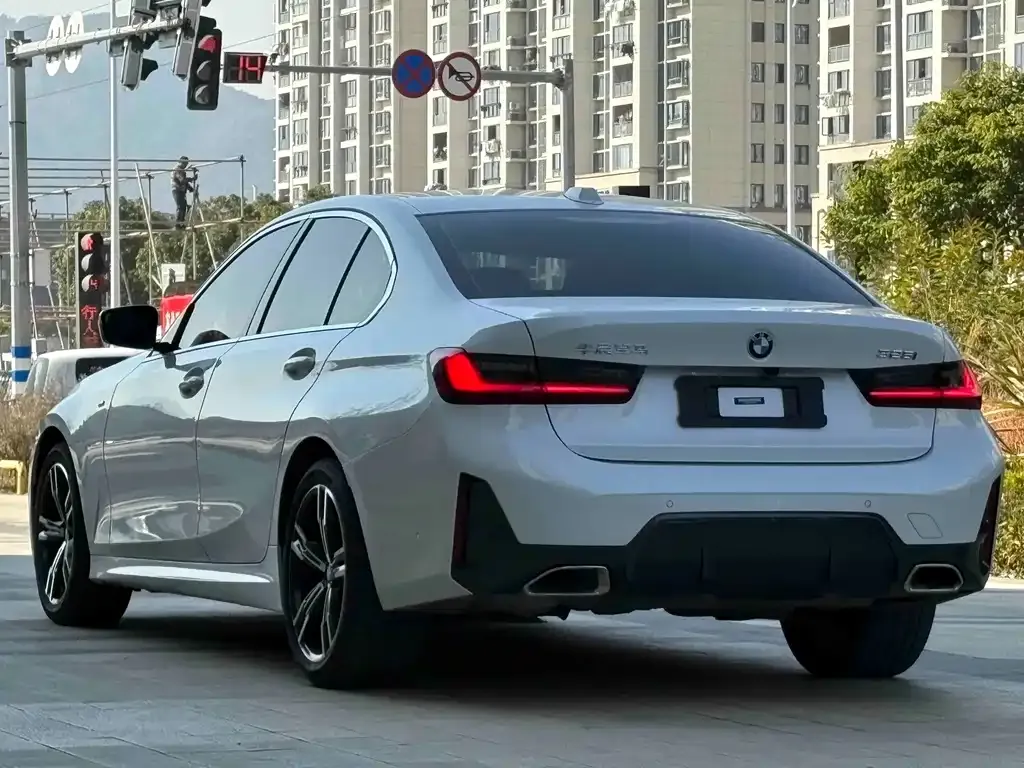 BMW 3 Series 2025 из CN, фото 6