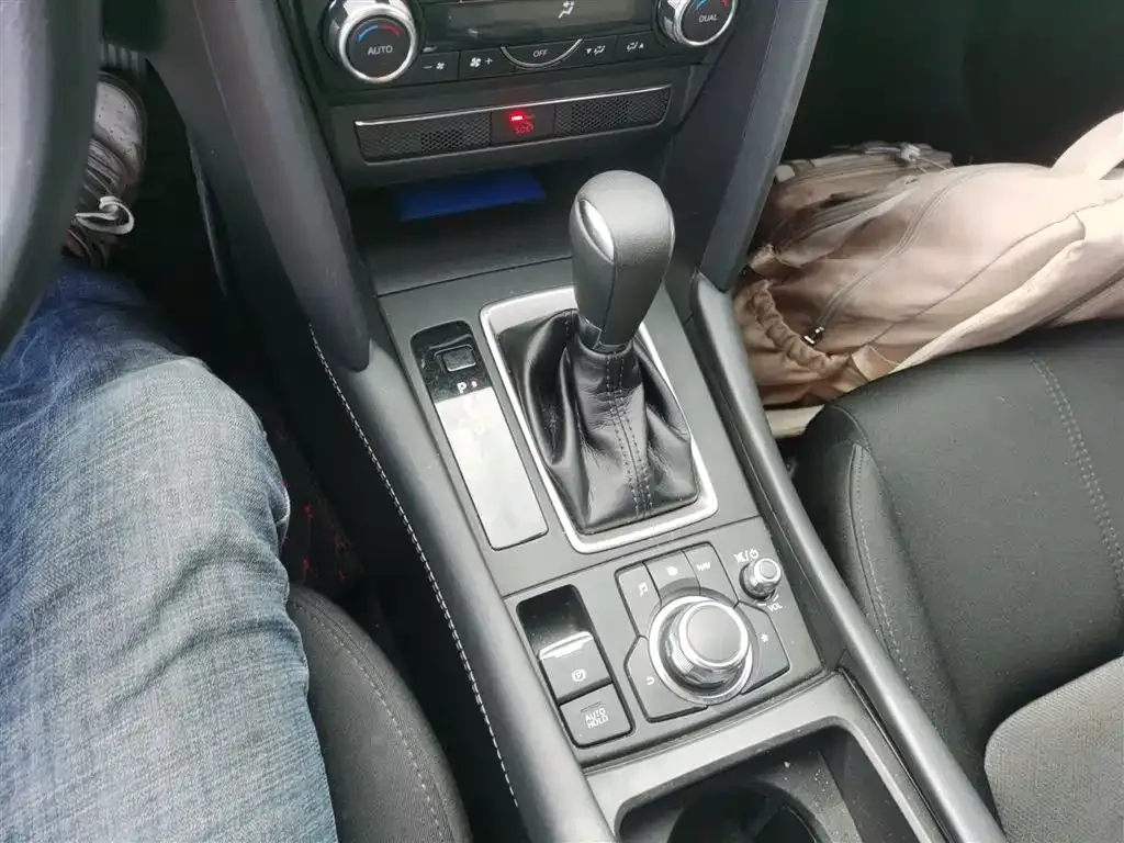 Mazda CX-4 2021 из CN, фото 9