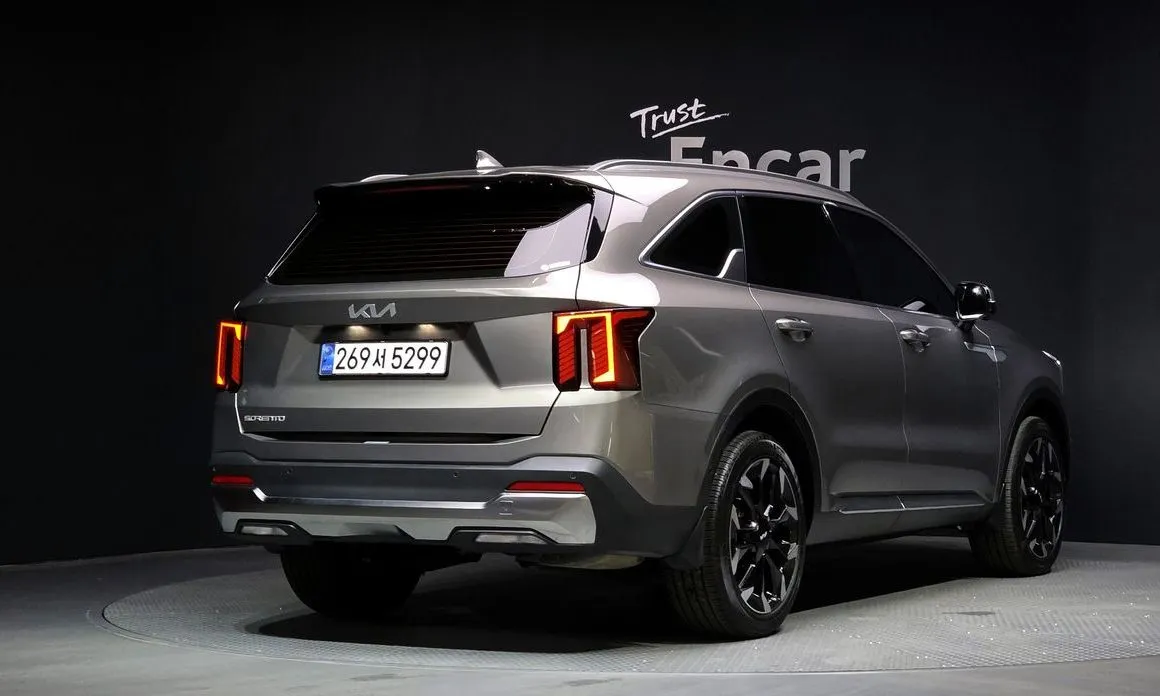 Kia Sorento — фото 4