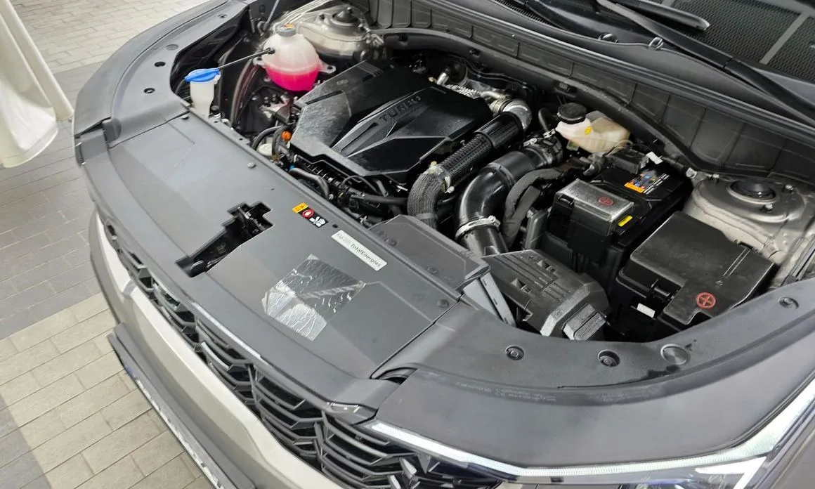 Kia Sorento — фото 9