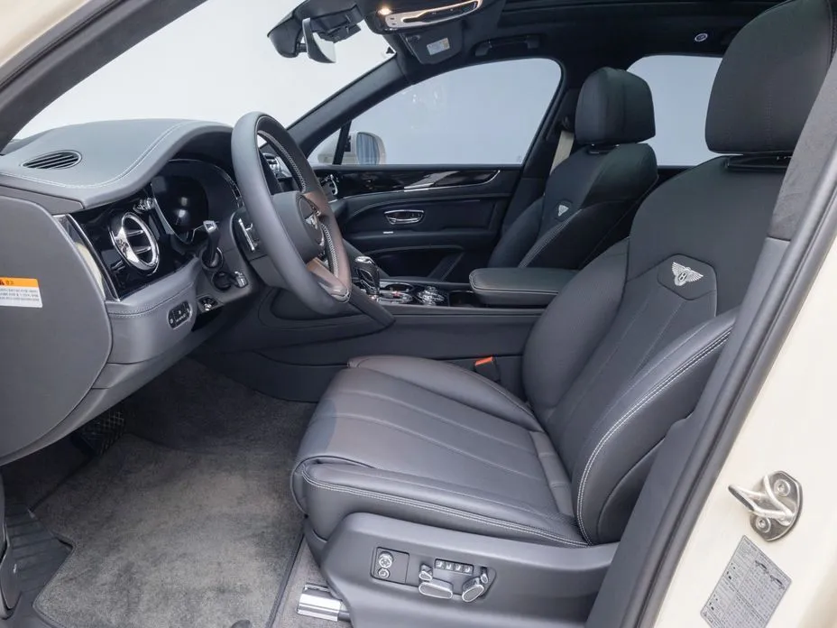 Bentley Bentayga 2025 из KR, фото 7