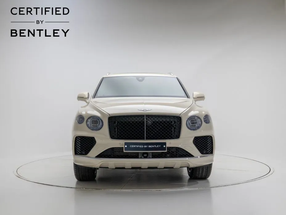 Bentley Bentayga 2025 из KR, фото 2