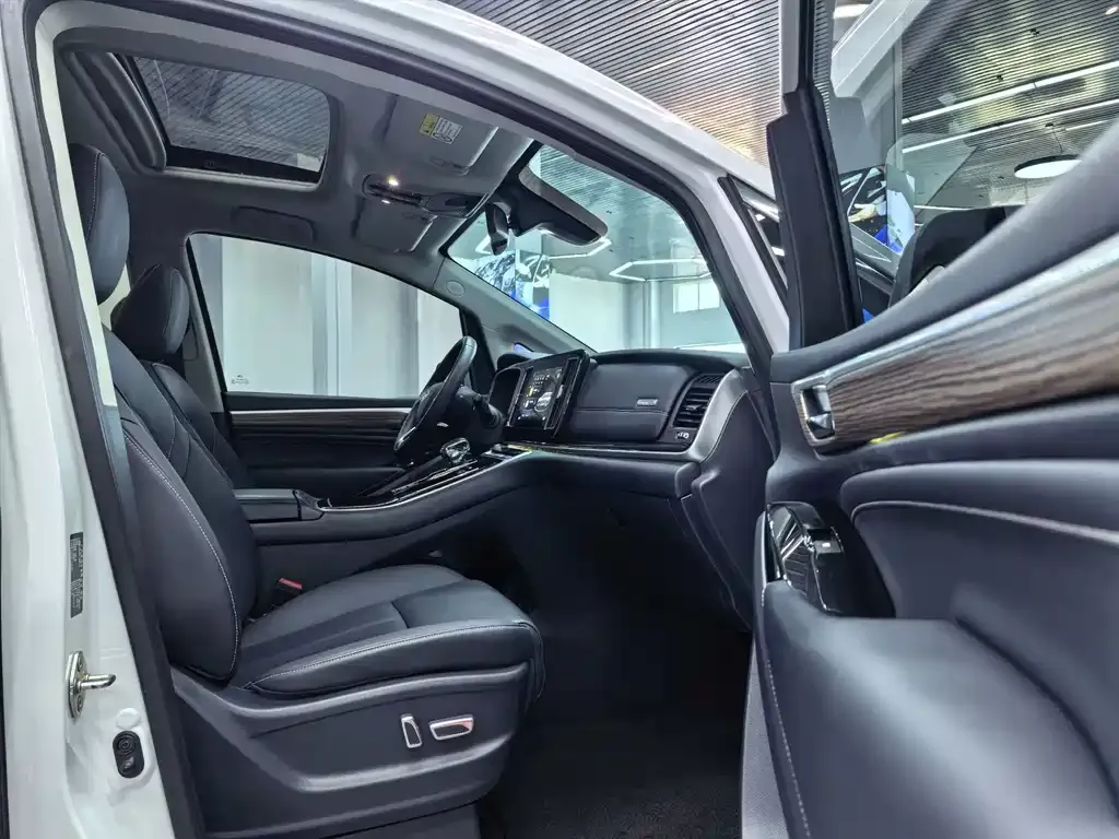 GAC Motor Trumpchi M8 2022 из CN, фото 3