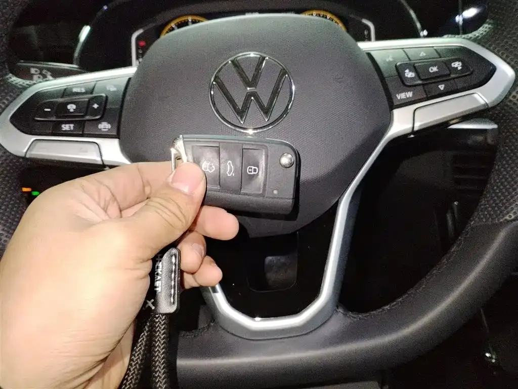 Volkswagen Passat 2025 из CN, фото 10