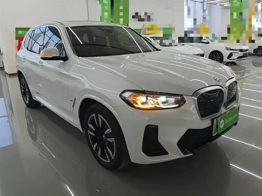 BMW iX3 2024 из CN, фото 9