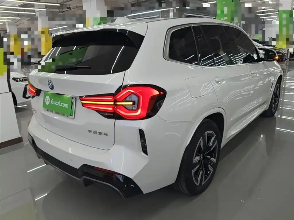 BMW iX3 2024 из CN, фото 8